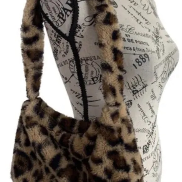 Leopard Print Plush Shoulder Bag, Furry Purse Zipper closure 11" X 7" - Picture 6 of 6